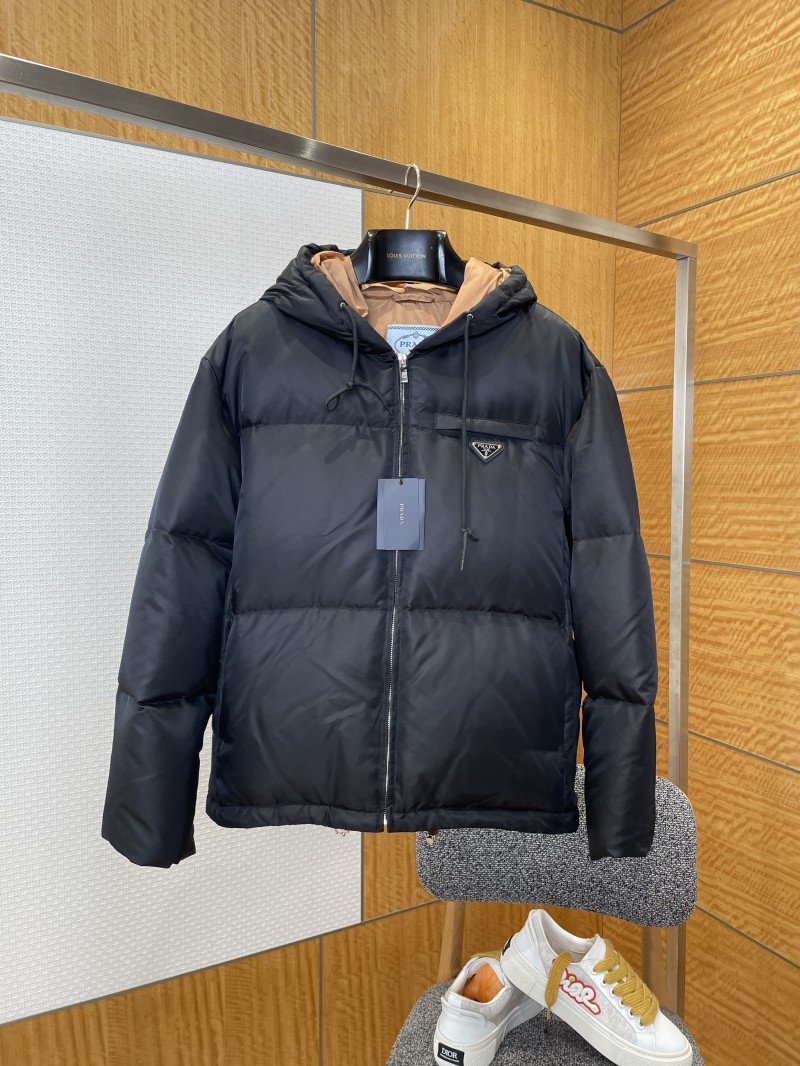 1-1-9.jpg Prada Enameled Triangle Logo Drawstring Hooded Quilted Down Jacket - 图片 1