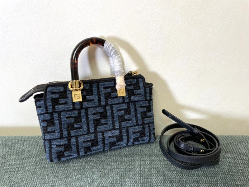 1-1045.jpg Fendi 012 - 图片 1