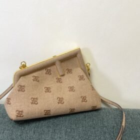 Fendi 038