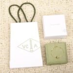 Van Cleef and Arpels Frivole bracelet mini model - 图片 7