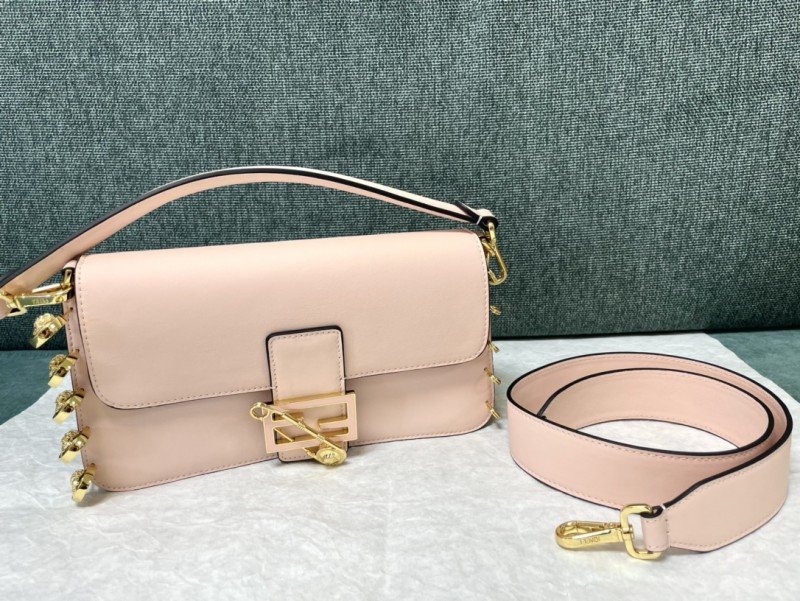 1-1136.jpg Fendi 103 - 图片 1