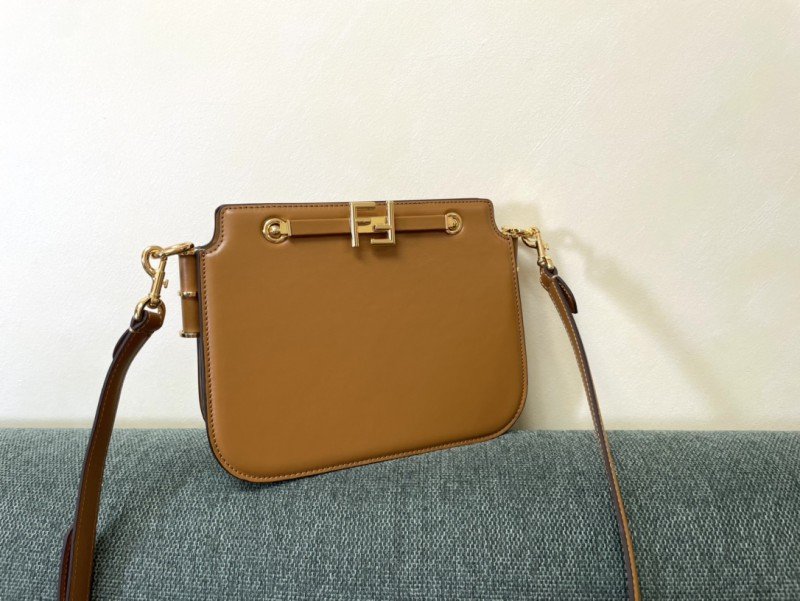 1-1137.jpg Fendi 104 - 图片 1