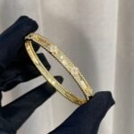 Van Cleef and Arpels Perl??e sweet clovers bracelet medium model - 图片 2