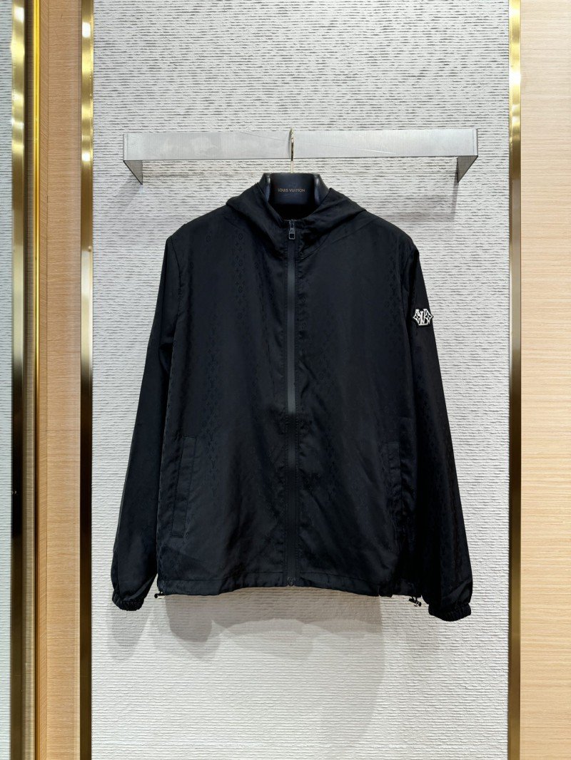 1-148-1.jpg LV Full Print Punch Hooded Jacket 2 - 图片 1