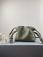 Loewe 113