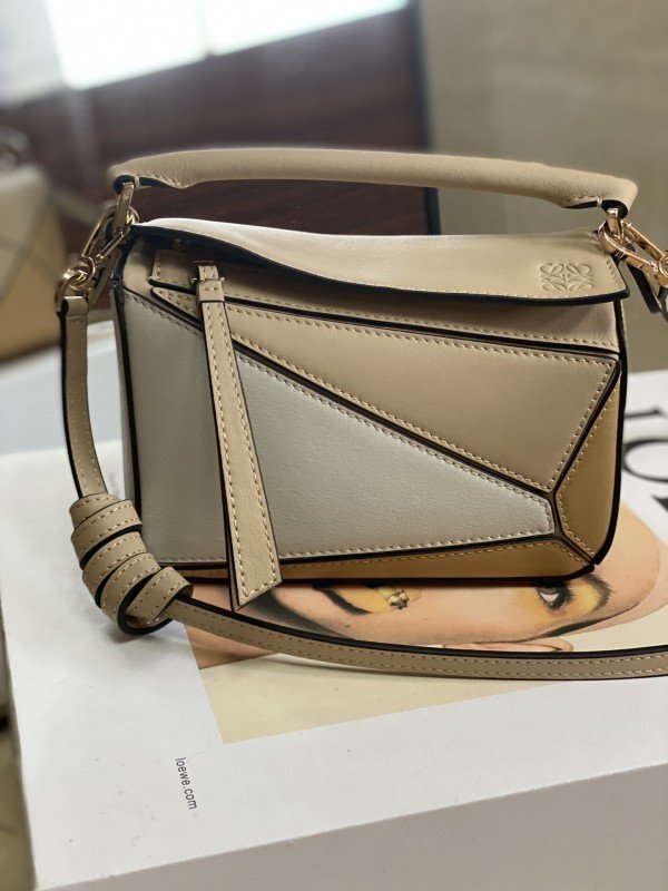 1-1516.jpg Loewe 117 - 图片 1