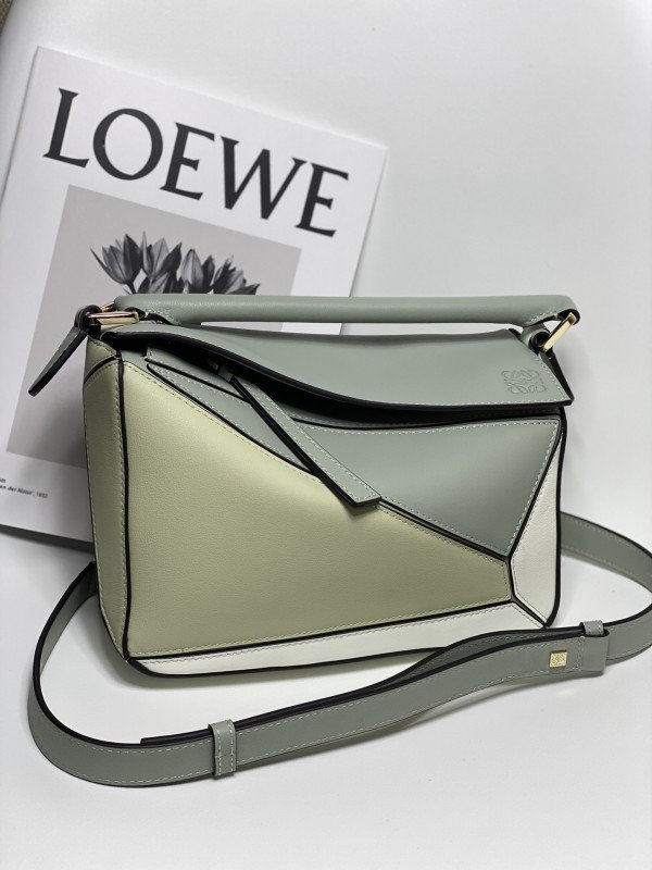 1-1537.jpg Loewe 139 - 图片 1