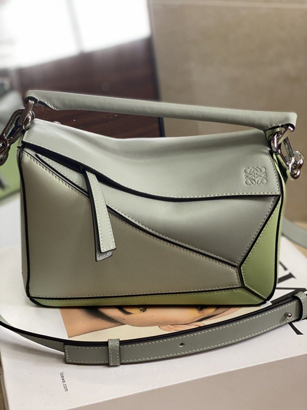 1-1542.jpg Loewe 144 - 图片 1