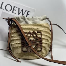 Loewe 219
