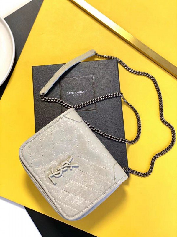 1-1915.jpg YSL 235 - 图片 1