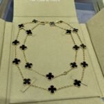 Van Cleef and Arpels Vintage Alhambra long necklace 20 motifs - 图片 2