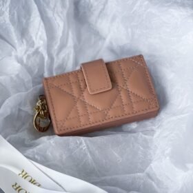 Dior 010