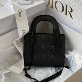 Dior 153