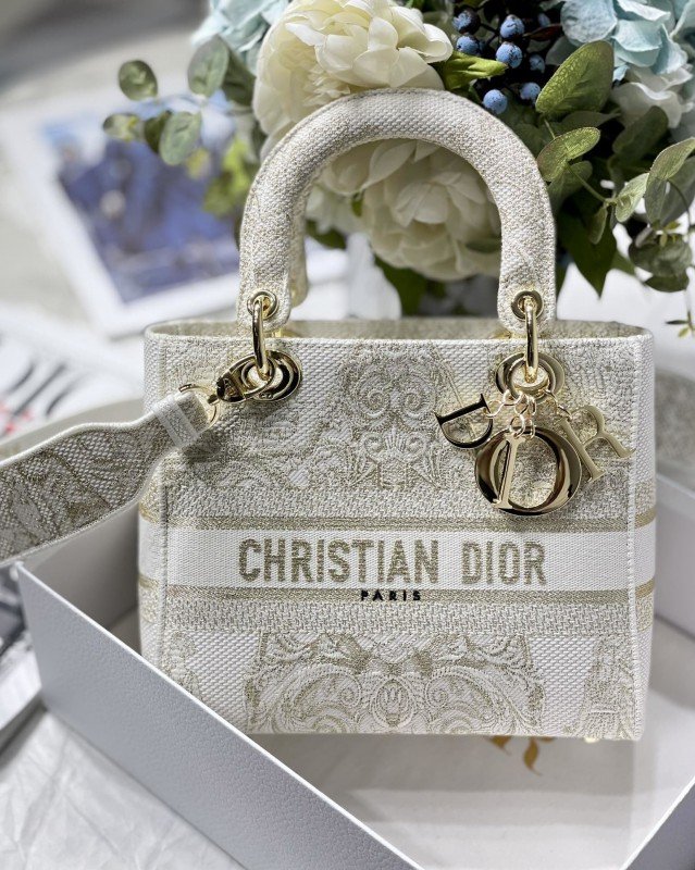 1-2599.jpg Dior 273 - 图片 1