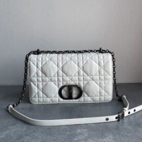 Dior 275