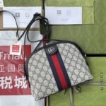 Gucci 021