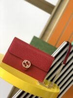 Gucci 058