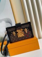 LV 029