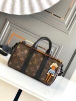 LV 033