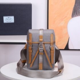 Prada 015