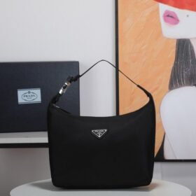 Prada 043