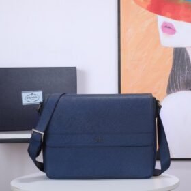 Prada 055