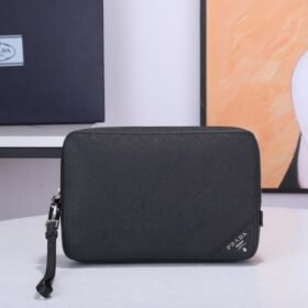 Prada 072