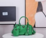 Prada 082