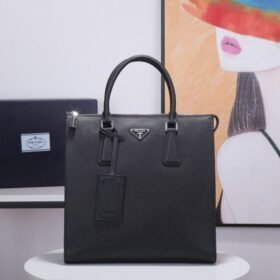 Prada 196