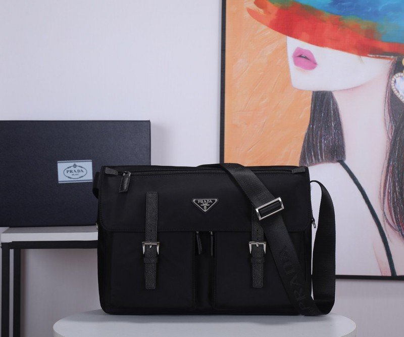 1-3234.jpg Prada 210 - 图片 1