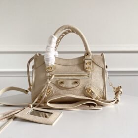Balenciaga 027