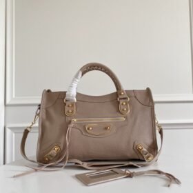 Balenciaga 059