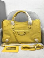Balenciaga 060