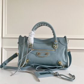 Balenciaga 072