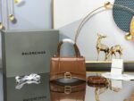 Balenciaga 077