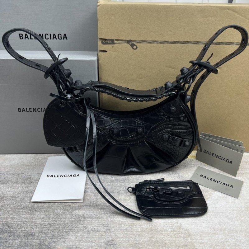 1-3382.jpg Balenciaga 119 - 图片 1