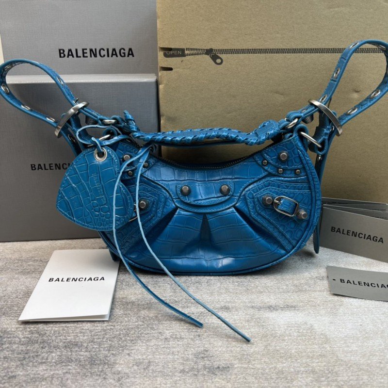 1-3396.jpg Balenciaga 133 - 图片 1