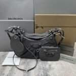 Balenciaga 136