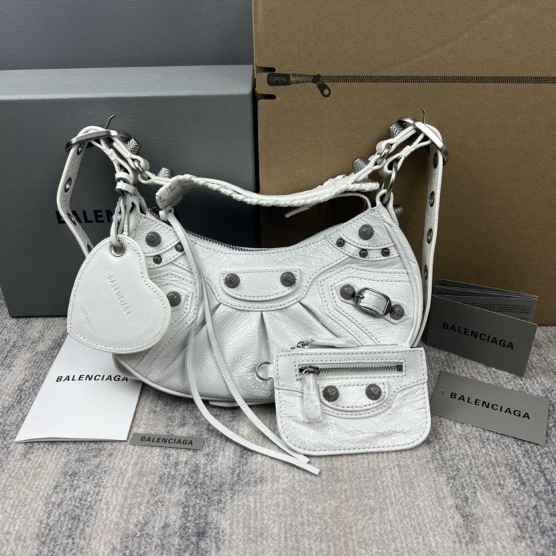 1-3402.jpg Balenciaga 139 - 图片 1
