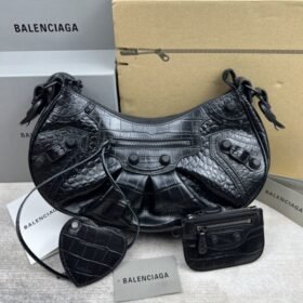 Balenciaga 155