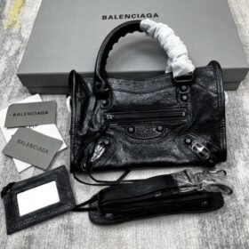 Balenciaga 157