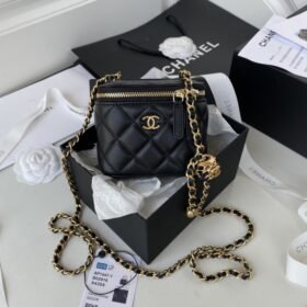 Chanel 084