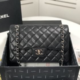 Chanel 162