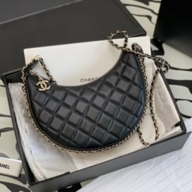 Chanel 243