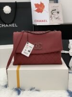 Chanel 255