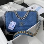 Chanel 323