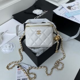 Chanel 422