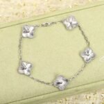Van Cleef and Arpels Vintage Alhambra bracelet 5 motifs - 图片 2