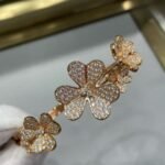 Van Cleef and Arpels Frivole bracelet 7 flowers medium model - 图片 4