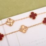 Van Cleef and Arpels Vintage Alhambra long necklace 20 motifs - 图片 5